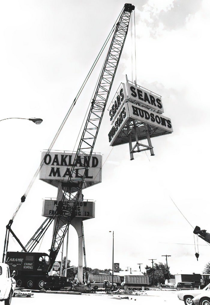 Oakland Mall - Historical Photo From Facebook